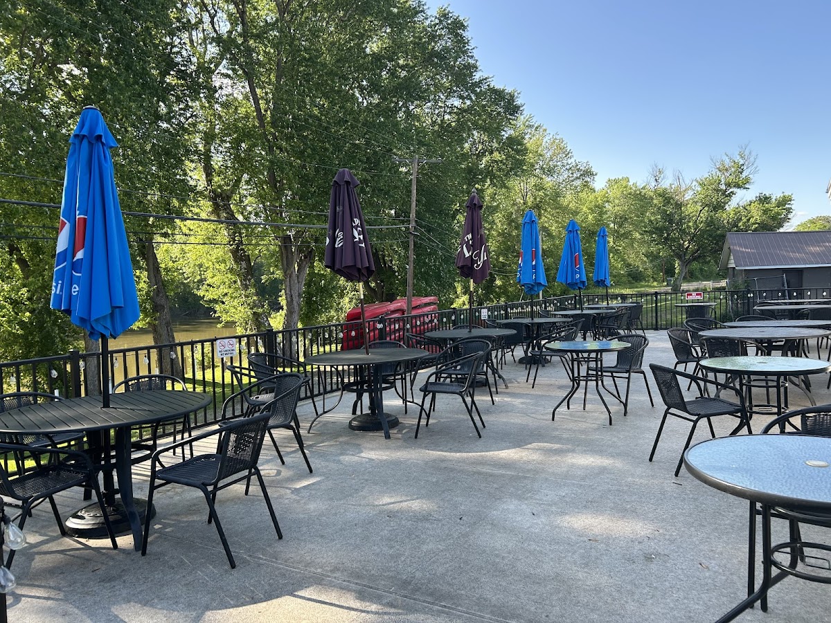 The Boathouse Tavern